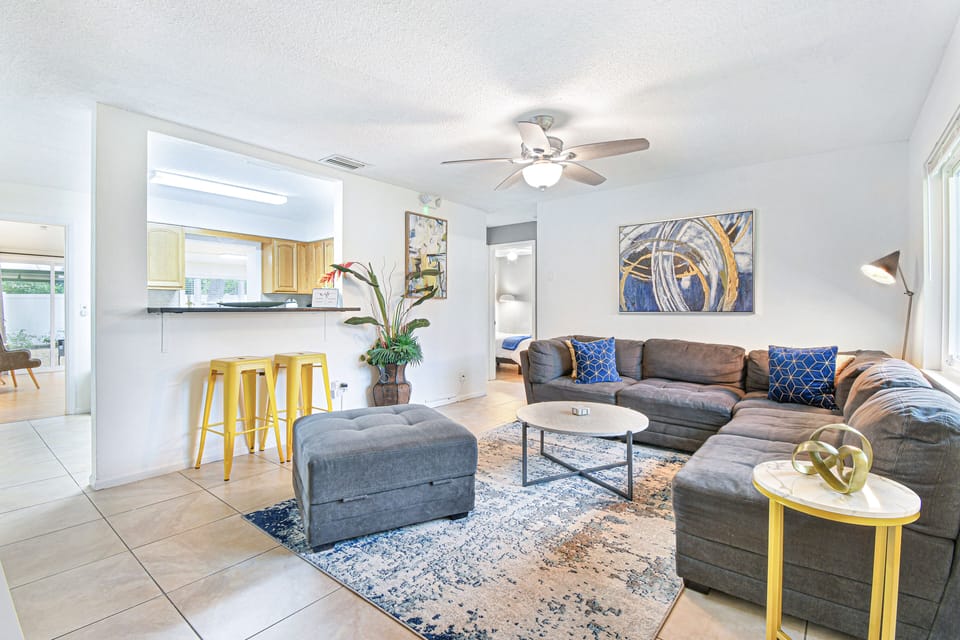 Cozy living room with modular couch. Sleeps 2!