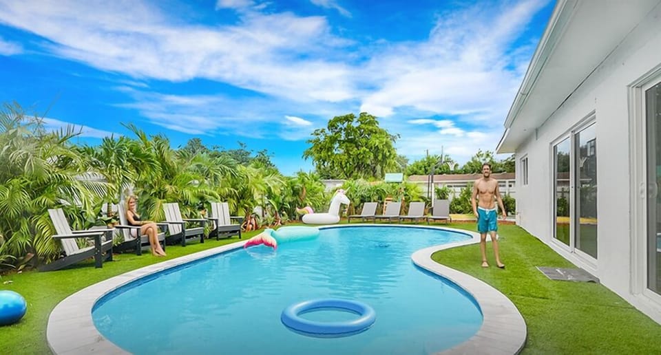 Relax in style under the covered patio on the outdoor lounge 
