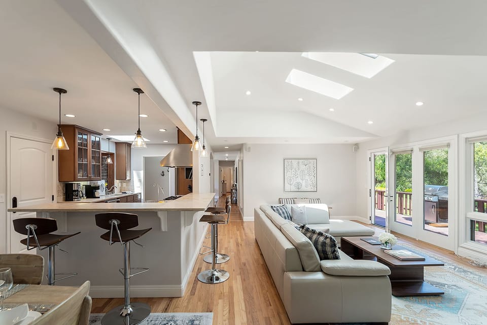 Living Room / Dining Area / Kitchen