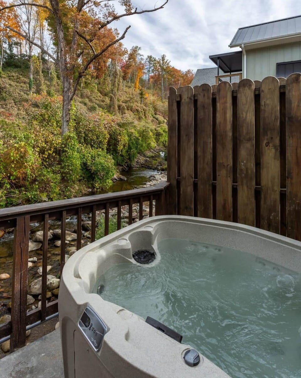 Hot Tub With A Waterfront View Anyone?!