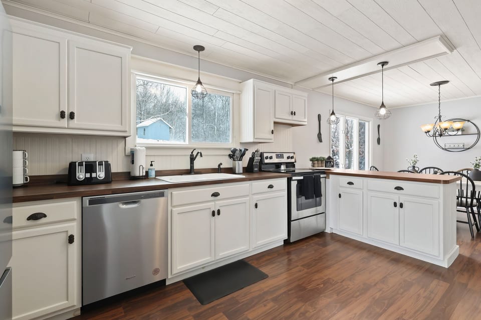 Fully equipped kitchen