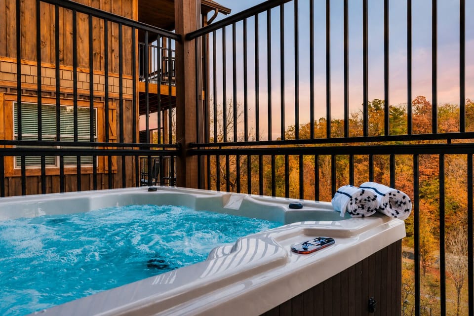 Have a long soak in our hot tub after a day on your feet at nearby Dollywood or hiking in the nearby Great Smoky Mountain National Park.