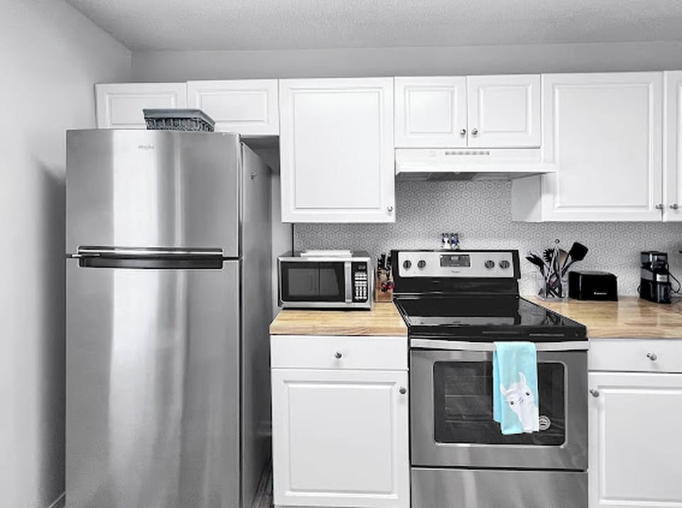 Fully Stocked Kitchen