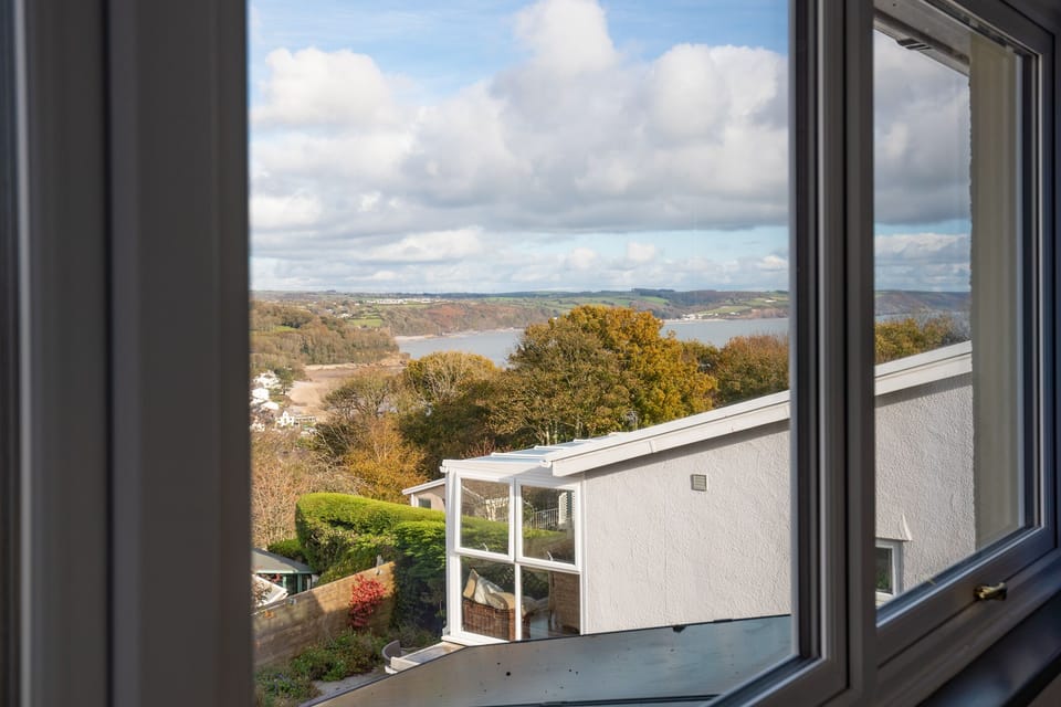 Sea View Cottage, Hot Tub, Dog Friendly, Parking