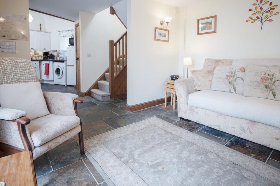 The Old School Cottage (Ship Farm) - 1 Bedroom - Rhossili (2088)