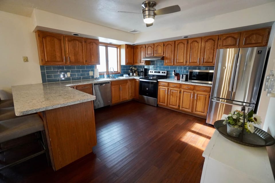 Kitchen (1)