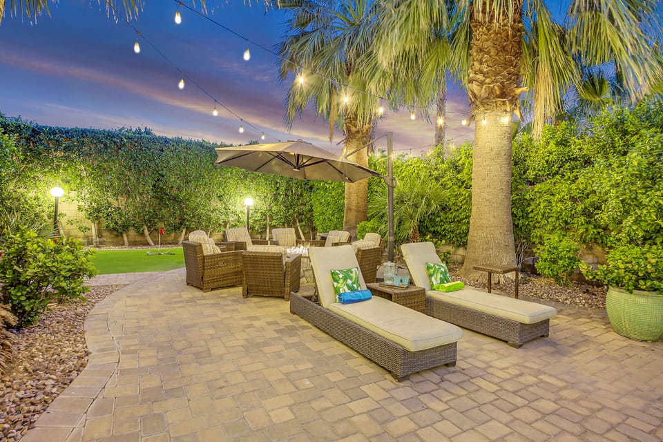 Lots of space to roll out your yoga mat and do daily stretches.