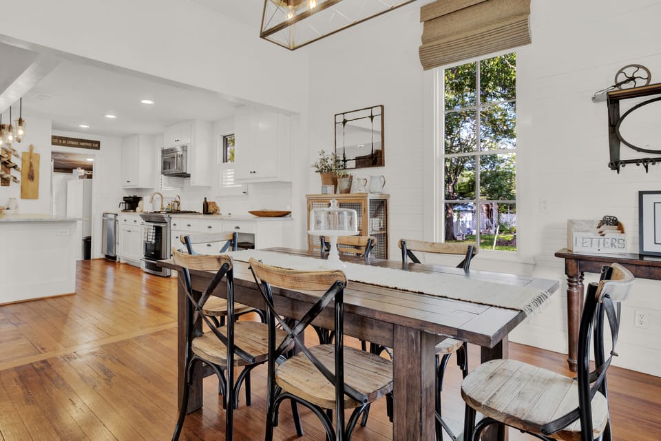 Walk in front door to an open dining/living/kitchen area