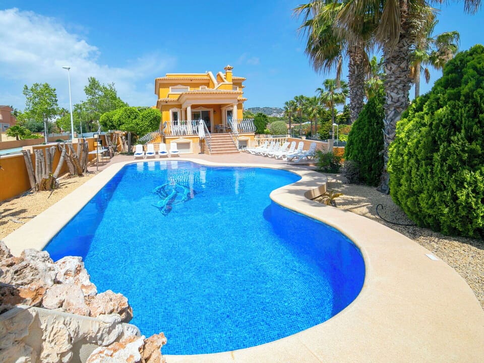 Blue, Swimming Pool, Resort, Leisure, Estate, Villa, Hotel, Resort Town, Eco Hotel