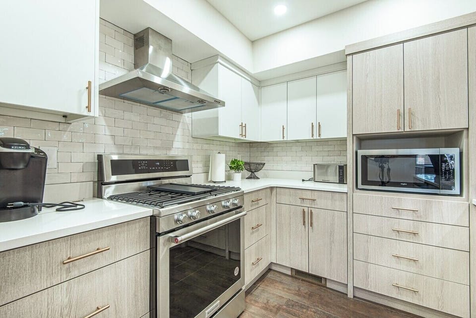 Fully equipped kitchen! Let's get cooking!