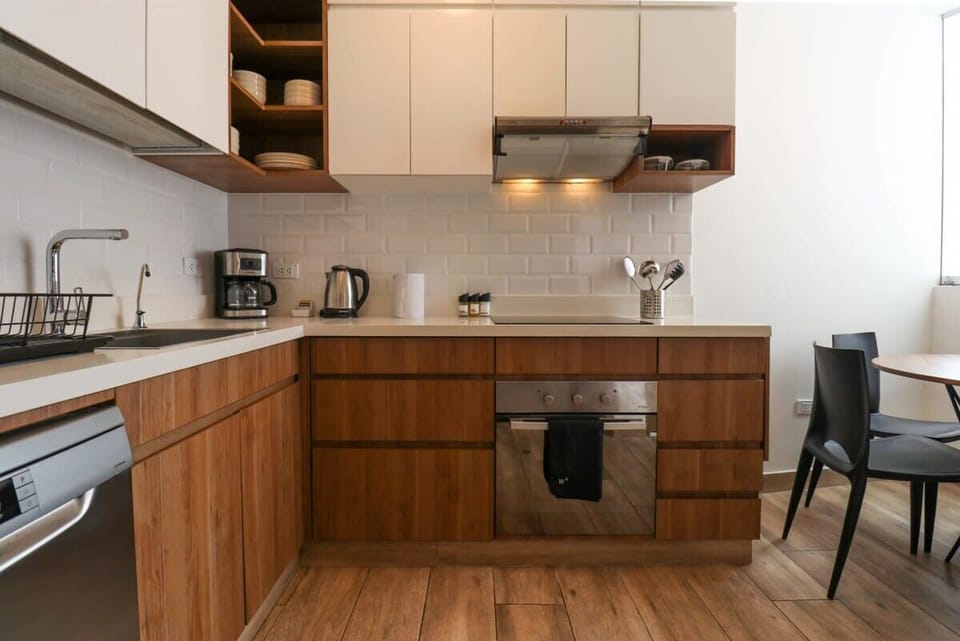 Equipped Kitchen