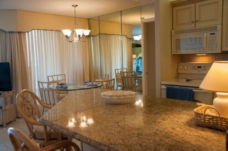Kitchen Bar