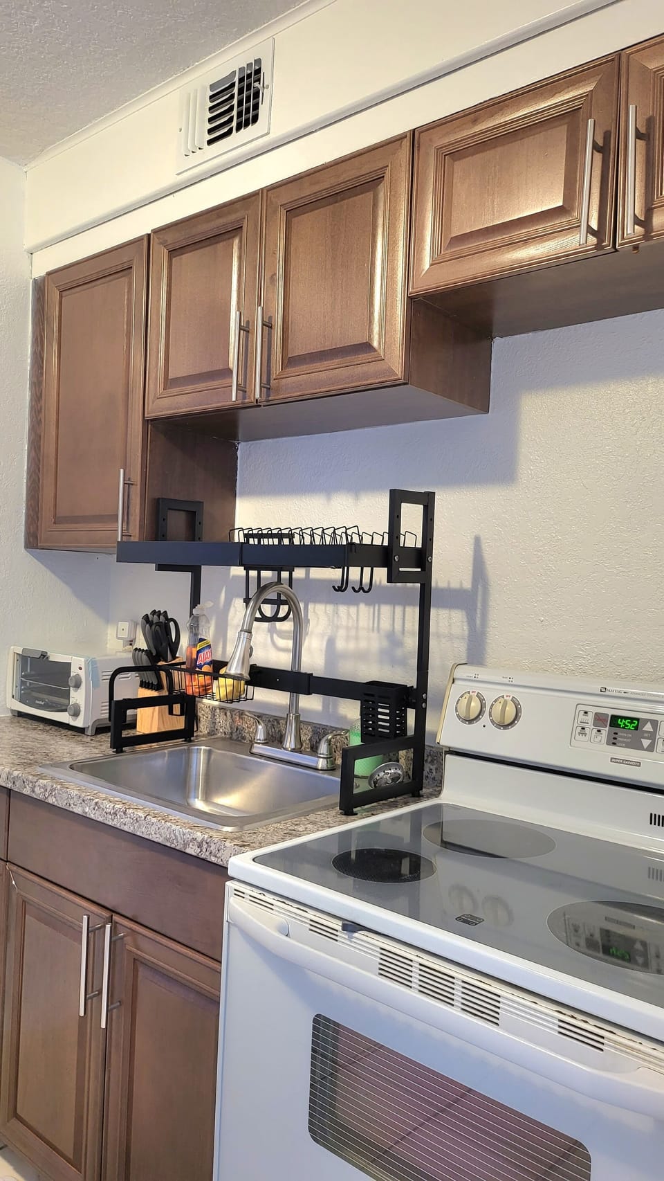 full size kitchen with everything  you need to chill out