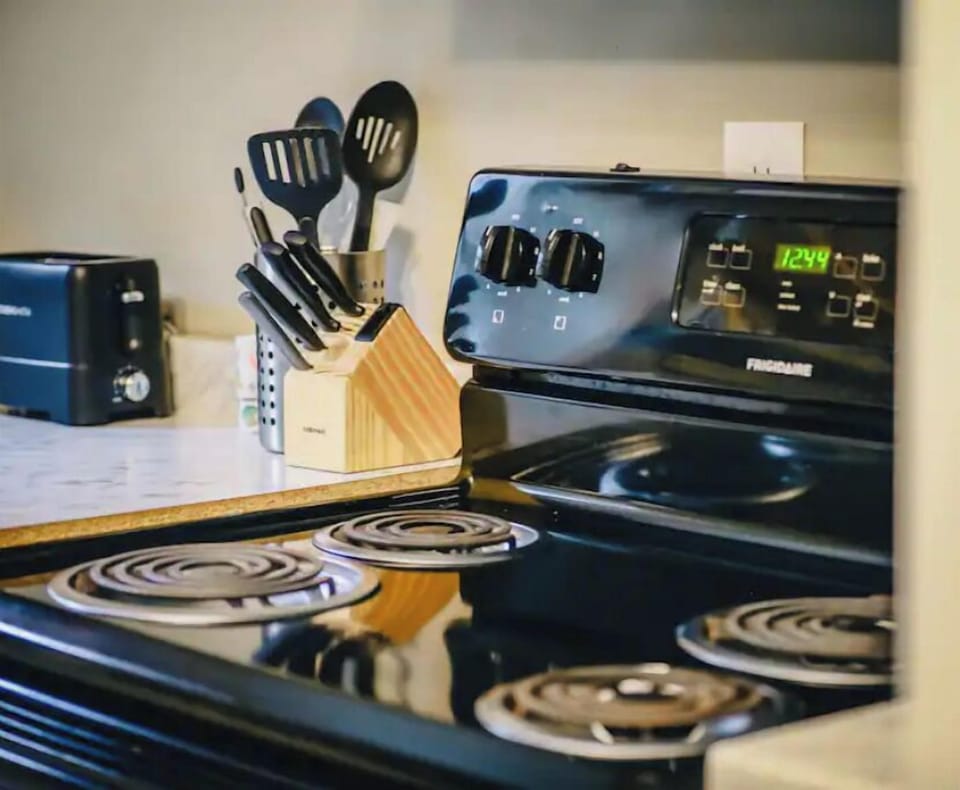 The kitchen is stocked with all the essentials. 