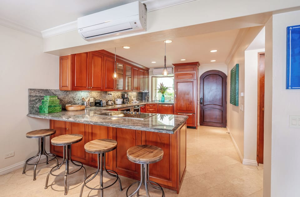 Kitchen Bar