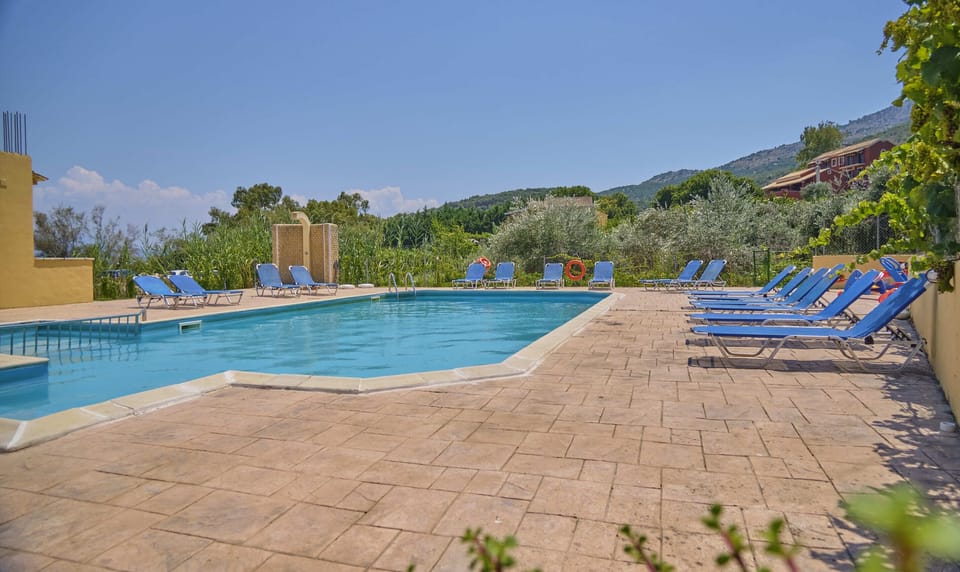 Nikos Kalamaki Corfu Studio 5 Swimming Pool