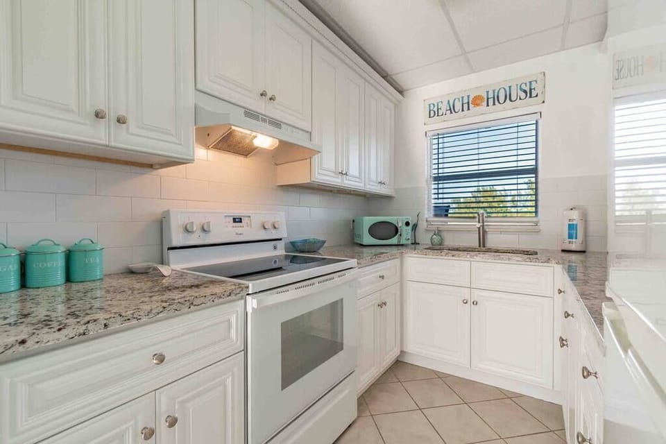 All the kitchen essentials you need are here to help prepare just about anything you desire.