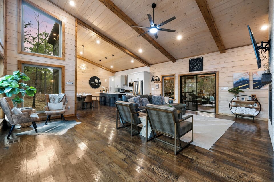Main House has the living area, kitchen/Dining, and Master Suite