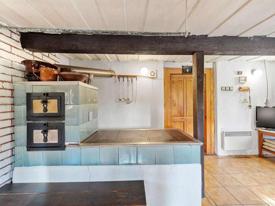 Cabinetry, Furniture, Countertop, Kitchen, Wood, Kitchen Appliance, Beam, Interior Design, Wood Stain, Flooring