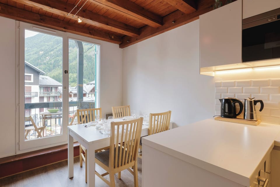 Dining room open to the outside