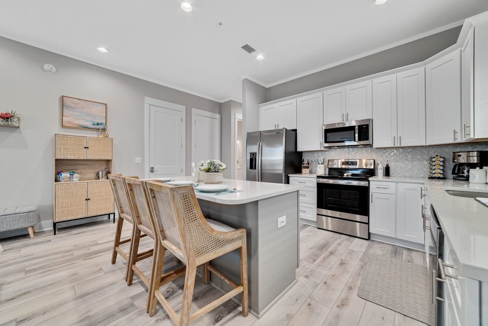 Kitchen seating to chat with the chef during Home made meals