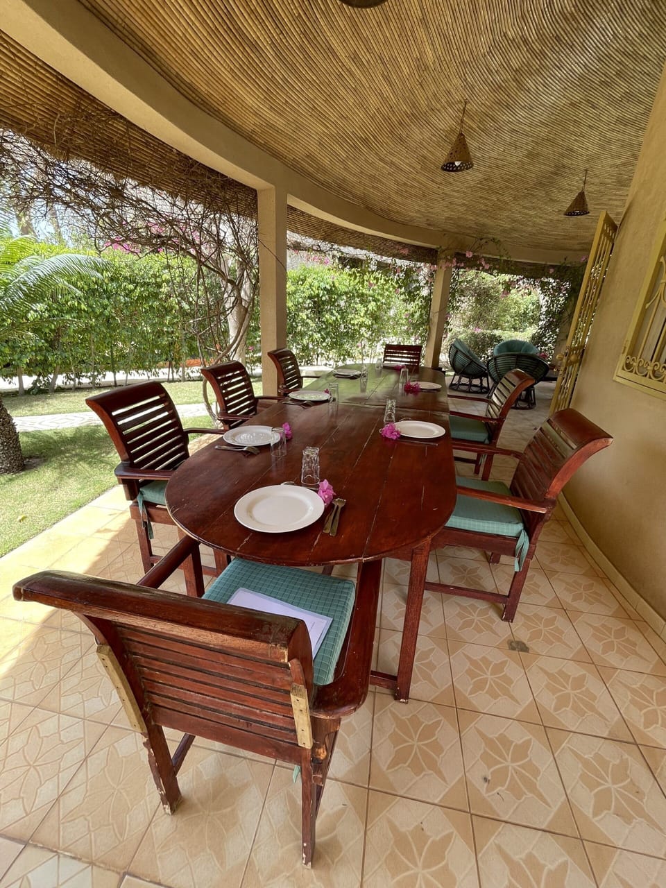 Outdoor dining