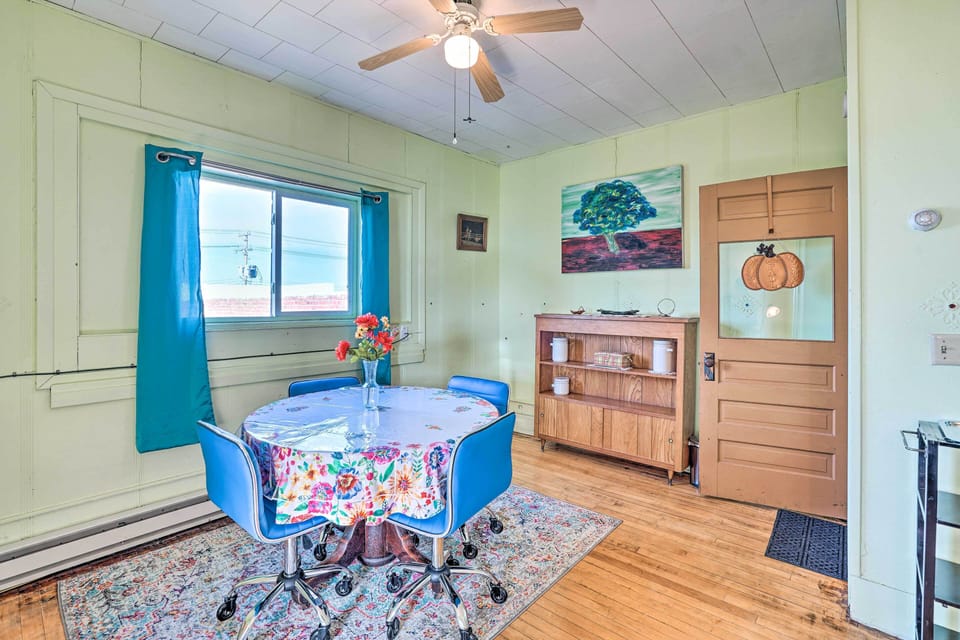 Dining Room | Free WiFi | Seasonal Window A/C Units | Ceiling Fans