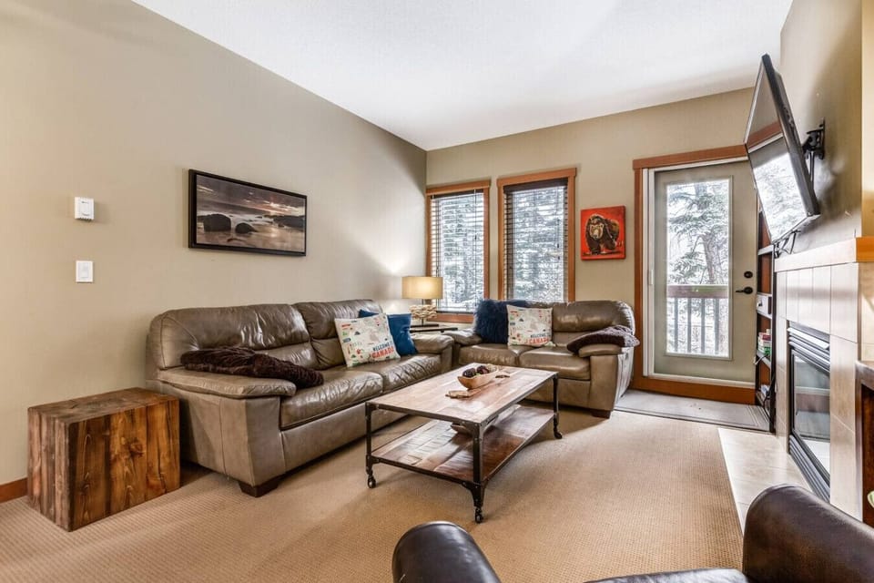Spacious Living room.