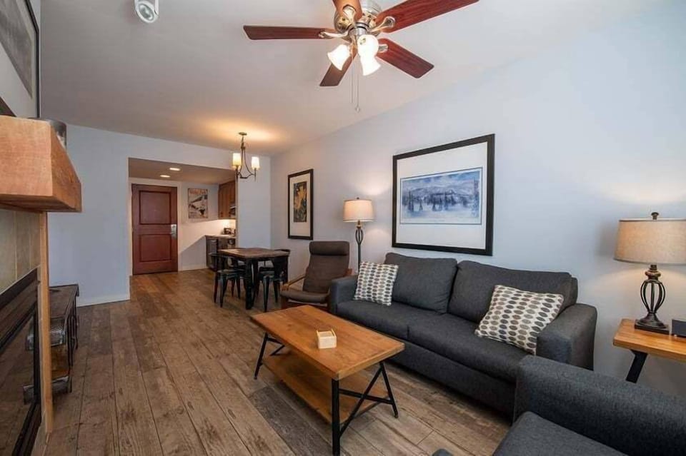 Flooring, Hardwood, Ceiling Fan, Couch, Furniture
