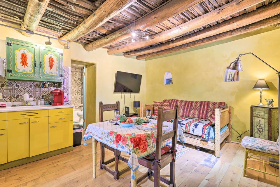 Santa Cruz Vacation Rental | 1BR | 1BA | Step-Free Access | 650 Sq Ft