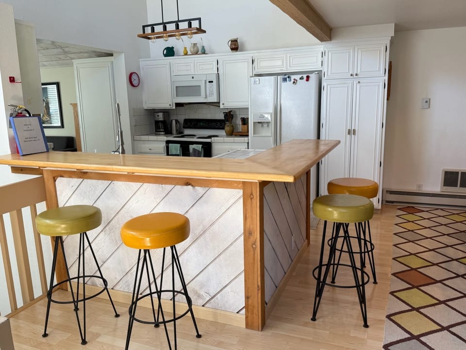 Kitchen and bar stools