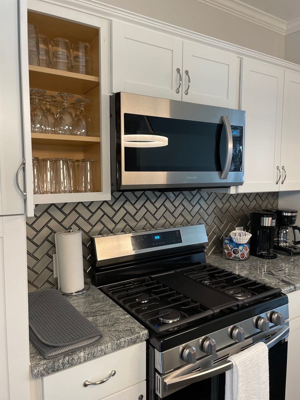 Enjoy cooking with your family and friends in this well stocked kitchen. 