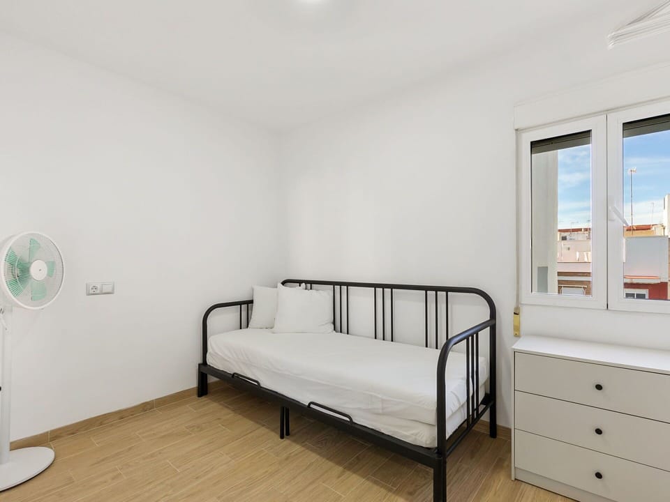 Furniture, Comfort, Wood, Rectangle, Floor, Flooring, Bed Frame, Hardwood, Real Estate