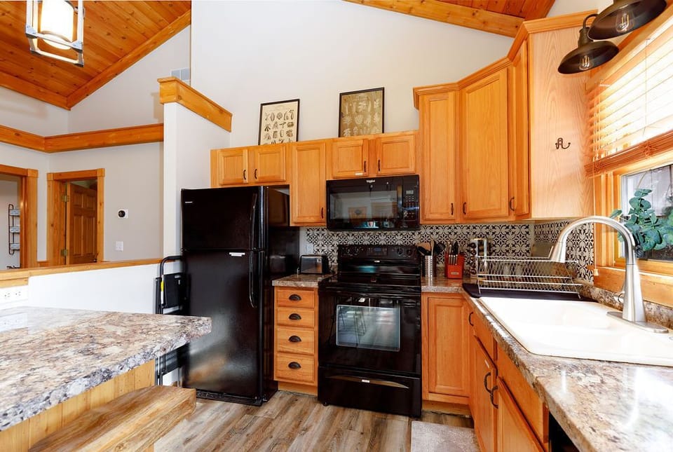 Full kitchen to cook what you want!