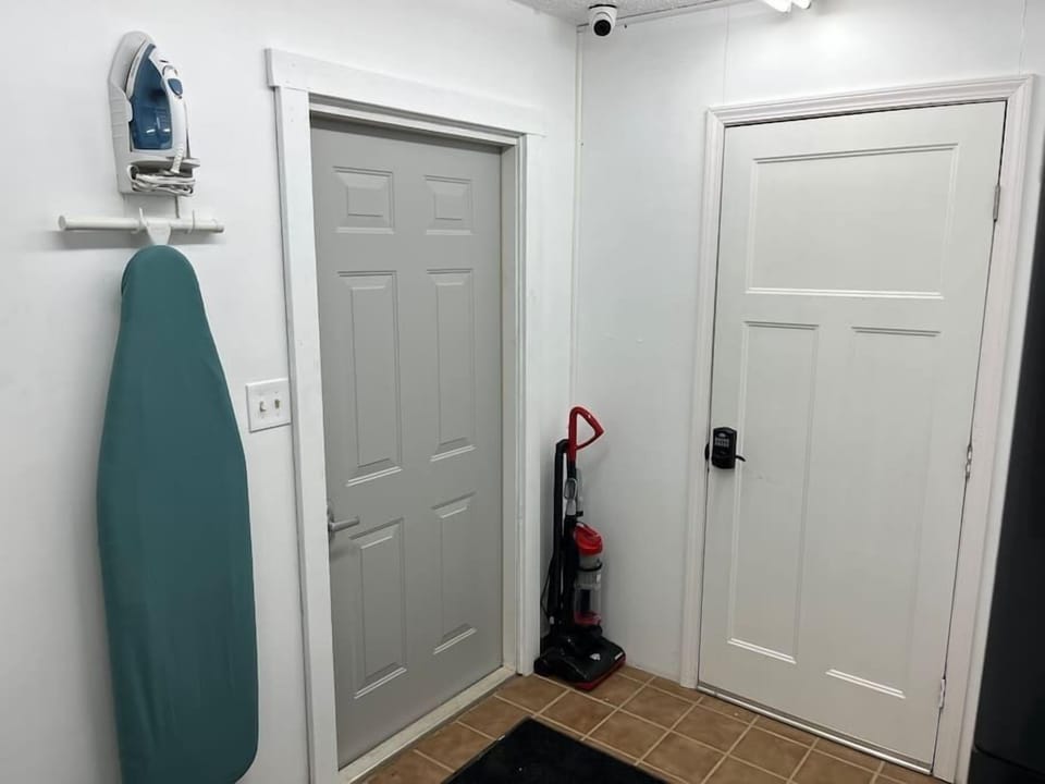 Guest laundry facility