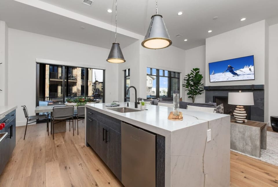 Kitchen area
