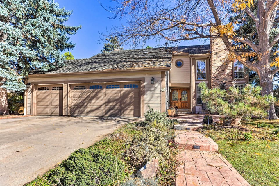 Centennial Vacation Rental | 4BR | 2.5BA | 2,526 Sq Ft | Bedrooms on 2nd Floor