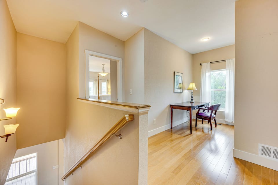 Upstairs Landing | Desk | Upper Level