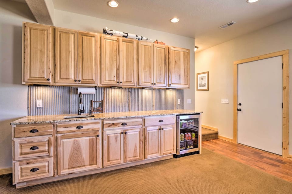 Wet Bar