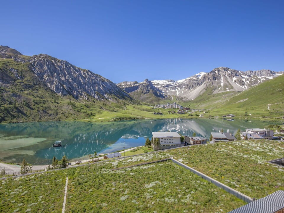 Sky, Water, Mountain, Natural Landscape, Highland, Grass, Lake, Bank, Plant, Slope