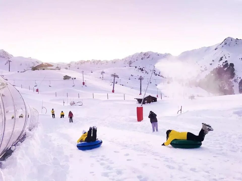 Snow and ski sports