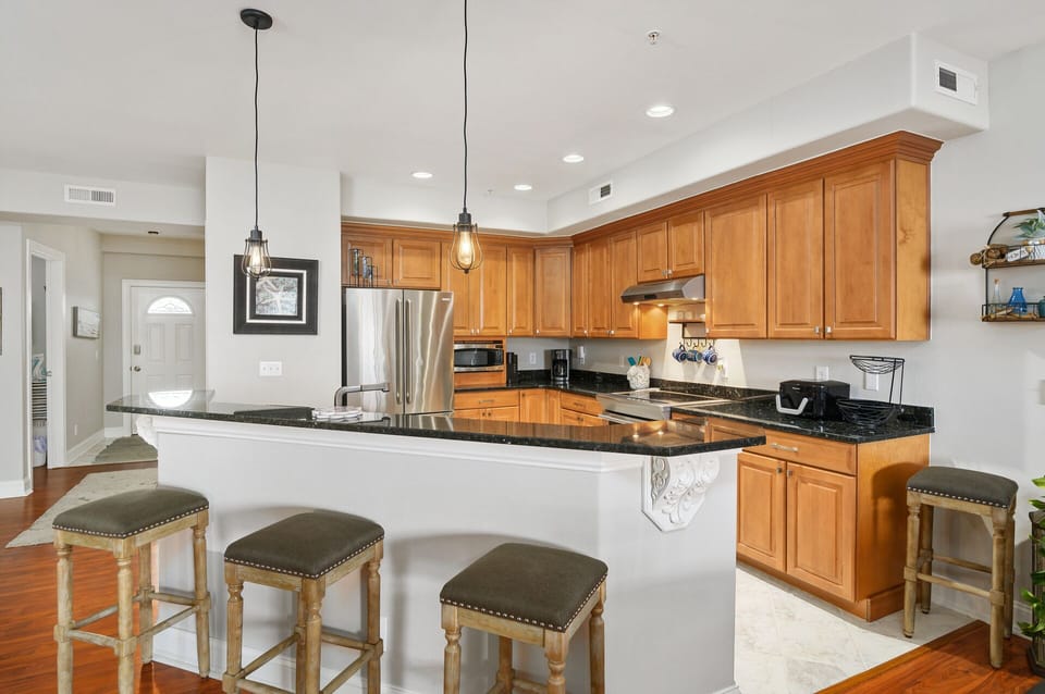 The Chef in your family will adore the well-stocked Kitchen.