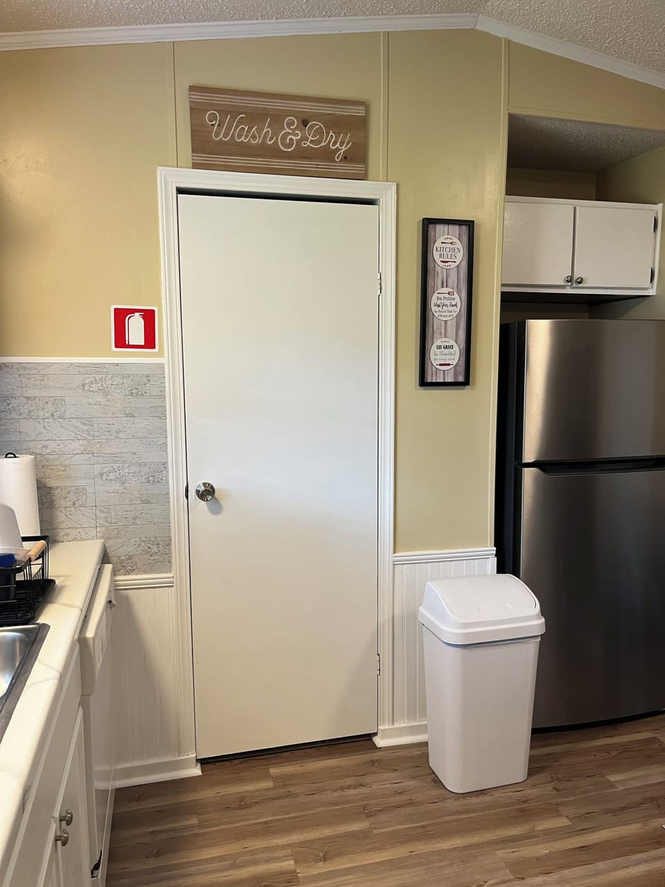 Kitchen/door to laundry 