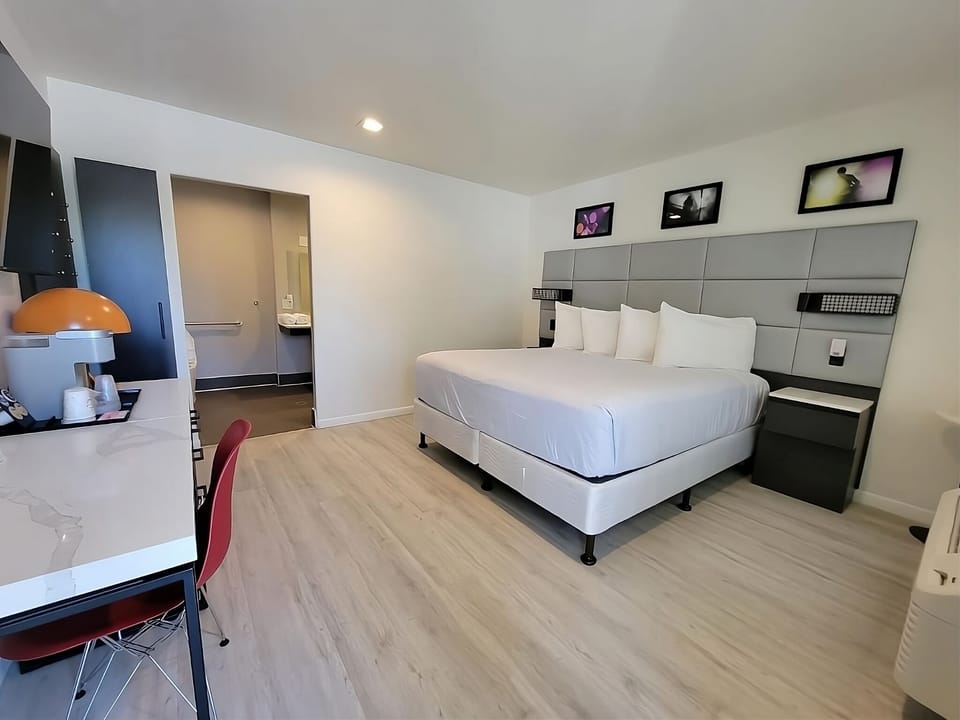 Queen Bed