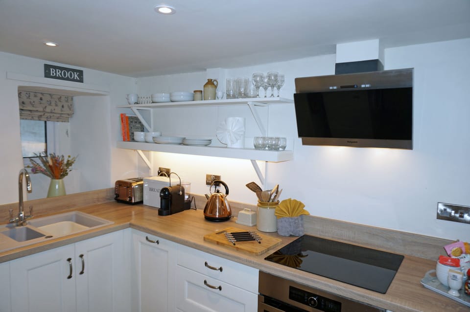 Fully equipped kitchen