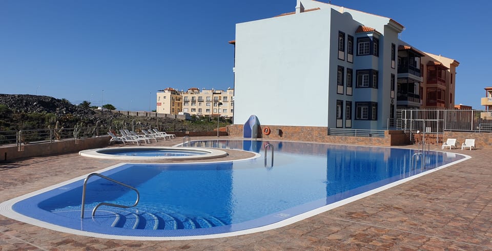 A swimming pool for children is a must!!