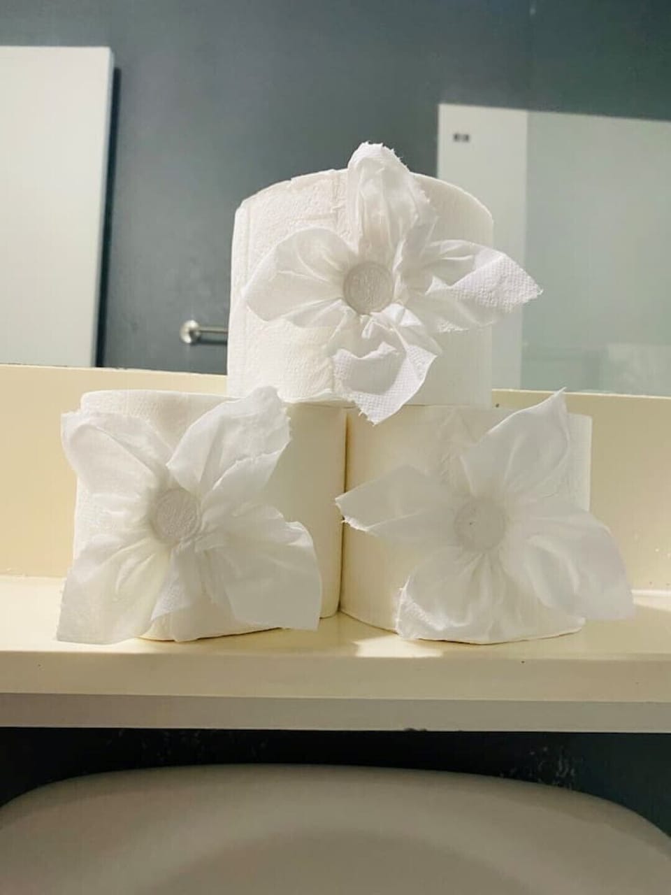 Bathroom amenities
