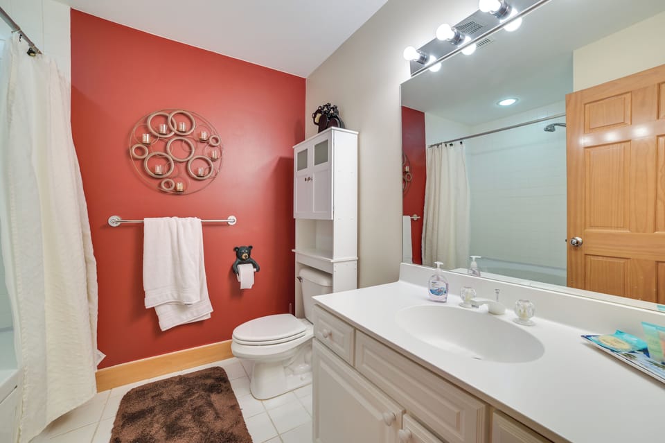 En-Suite | 1st Floor | Complimentary Toiletries