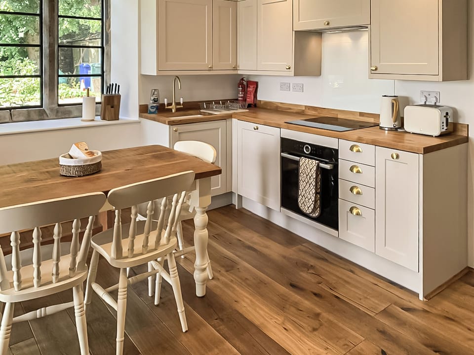 Kitchen/diner | The Old School, Kettlewell