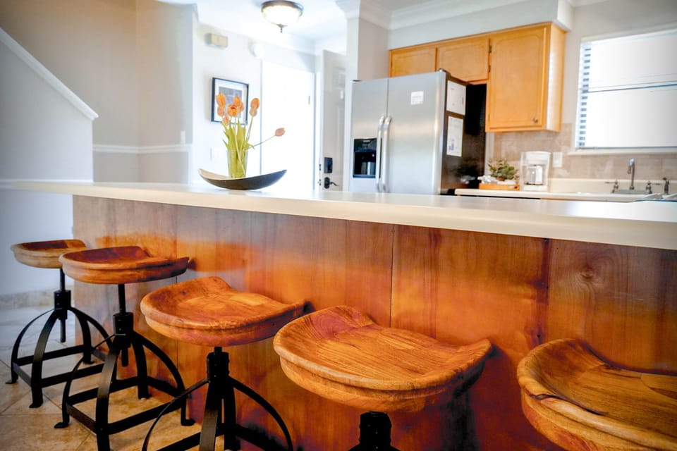 Enjoy your breakfast up at the kitchen bar
